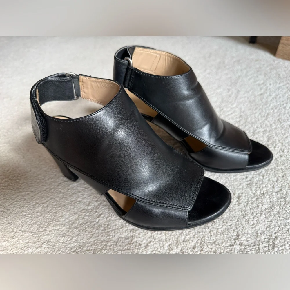 Naturalizer Black Open-Toe Heels - Picture 2 of 7